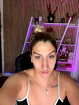 Snapshot of sofiah_ chatting on 8, 1, 2026 sofiah online show from 8, 1, 2026