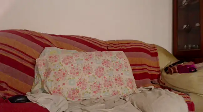 Snapshot of Karendolly__8 chatting on 8, 3, 2025 Karendolly 8 online show from 8, 3, 2025