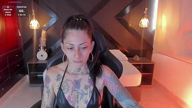 dark gotica online show from 5, 12, 2025