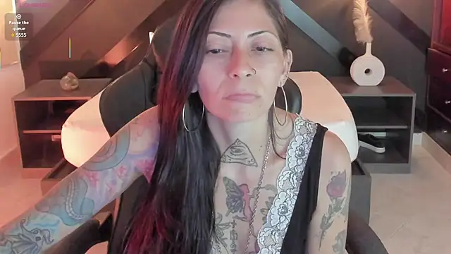 dark gotica online show from 6, 3, 2026