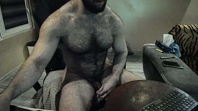 Snapshot of Hugealphabeast chatting on 25, 12, 2024 Hugealphabeast online show from 25, 12, 2024