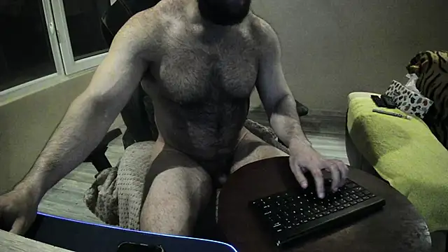 Snapshot of Hugealphabeast chatting on 14, 3, 2025 Hugealphabeast online show from 14, 3, 2025