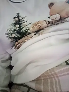 bruna safadinhaa online show from 15, 4, 2026