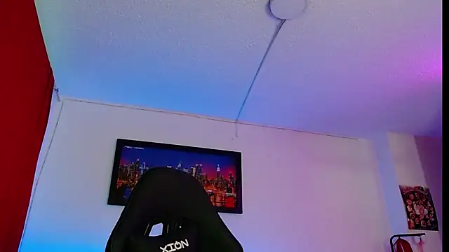 Snapshot of Niky_777 chatting on 28, 10, 2025 Niky 777 online show from 28, 10, 2025