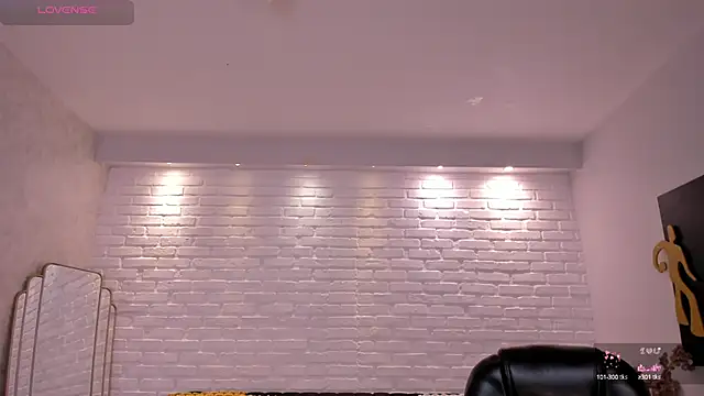 AmyWalker  online show from 20, 3, 2025