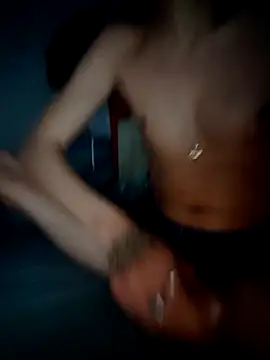 Snapshot of Luka932 chatting on 8, 11, 2025 Luka932 online show from 8, 11, 2025