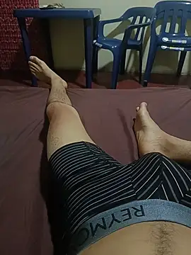 Snapshot of goldenboycol chatting on 20, 12, 2025 goldenboycol online show from 20, 12, 2025