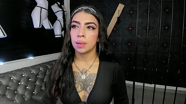 Snapshot of TeennNaugthy18 chatting on 30, 11, 2025 TeennNaugthy18 online show from 30, 11, 2025