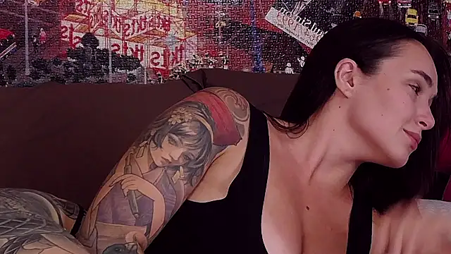 Snapshot of MeIisaLove chatting on 12, 7, 2026 MeIisaLove online show from 12, 7, 2026
