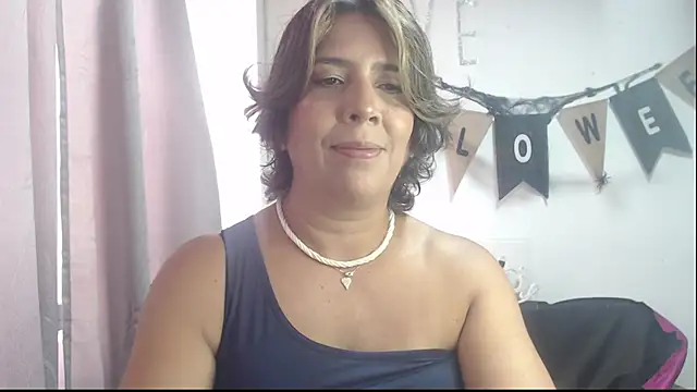 Snapshot of Victoria_meester chatting on 16, 10, 2025 Victoria meester online show from 16, 10, 2025