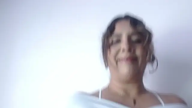 Snapshot of Victoria_meester chatting on 25, 4, 2026 Victoria meester online show from 25, 4, 2026