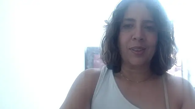 Snapshot of Victoria_meester chatting on 15, 5, 2026 Victoria meester online show from 15, 5, 2026