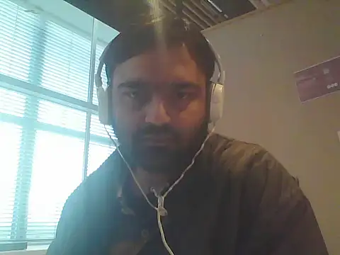 JohnBond009 online show from 15, 4, 2026