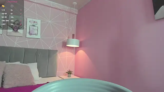 dolly zoe online show from 13, 3, 2025