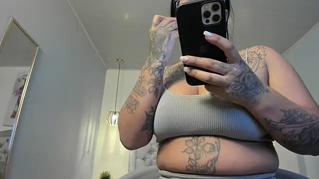 Snapshot of ayshel__ chatting on 16, 9, 2025 ayshel online show from 16, 9, 2025