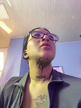 Snapshot of ayshel__ chatting on 22, 10, 2025 ayshel online show from 22, 10, 2025