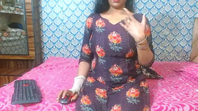 Snapshot of nikitahot3 chatting on 9, 1, 2026 nikitahot3 online show from 9, 1, 2026