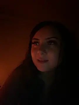 Snapshot of xocrybaby chatting on 24, 10, 2025 xocrybaby online show from 24, 10, 2025