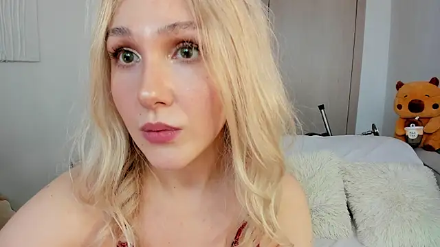 Snapshot of CarolMay chatting on 20, 7, 2026 CarolMay online show from 20, 7, 2026