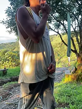 Snapshot of vergasgrandes chatting on 18, 12, 2024 vergasgrandes online show from 18, 12, 2024