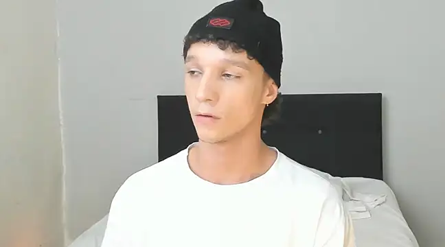 angelcortes online show from 13, 3, 2025