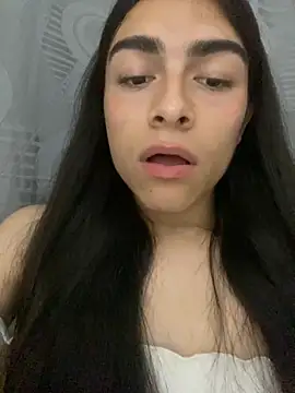 Snapshot of valendoll chatting on 28, 2, 2025 valendoll online show from 28, 2, 2025