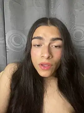 Snapshot of valendoll chatting on 12, 3, 2025 valendoll online show from 12, 3, 2025
