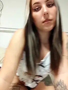 Snapshot of Provocunt chatting on 19, 9, 2025 Provocunt online show from 19, 9, 2025