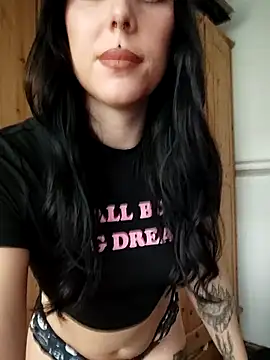 Snapshot of Provocunt chatting on 19, 11, 2025 Provocunt online show from 19, 11, 2025