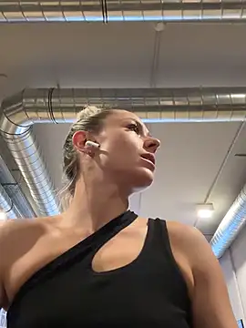 Snapshot of petrouchkaaa_ chatting on 16, 1, 2025 petrouchkaaa online show from 16, 1, 2025