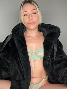 Snapshot of petrouchkaaa_ chatting on 19, 1, 2025 petrouchkaaa online show from 19, 1, 2025