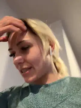 Snapshot of petrouchkaaa_ chatting on 25, 2, 2025 petrouchkaaa online show from 25, 2, 2025