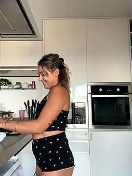 Snapshot of petrouchkaaa_ chatting on 17, 10, 2025 petrouchkaaa online show from 17, 10, 2025