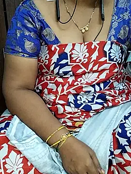 Snapshot of yours-kavaya chatting on 19, 10, 2025 yours-kavaya online show from 19, 10, 2025