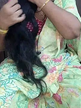 Snapshot of yours-kavaya chatting on 23, 10, 2025 yours-kavaya online show from 23, 10, 2025