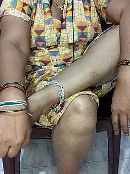 Snapshot of yours-kavaya chatting on 21, 12, 2025 yours-kavaya online show from 21, 12, 2025