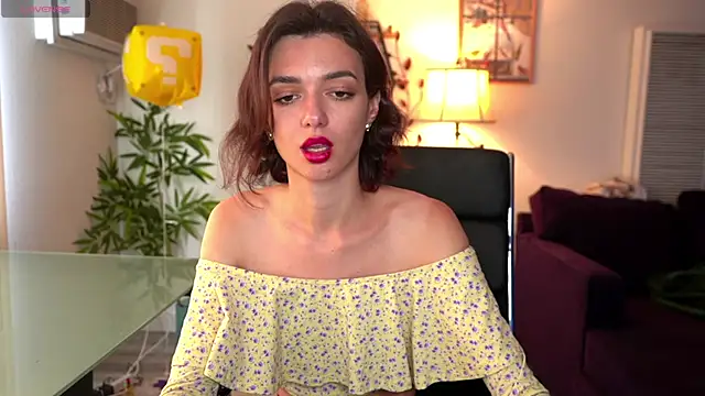 Snapshot of olivia_jeas chatting on 3, 5, 2026 olivia jeas online show from 3, 5, 2026