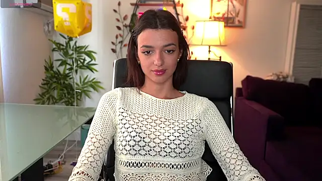 Snapshot of olivia_jeas chatting on 8, 5, 2026 olivia jeas online show from 8, 5, 2026