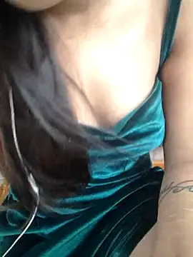 Snapshot of Roshni_98 chatting on 23, 2, 2025 Roshni 98 online show from 23, 2, 2025