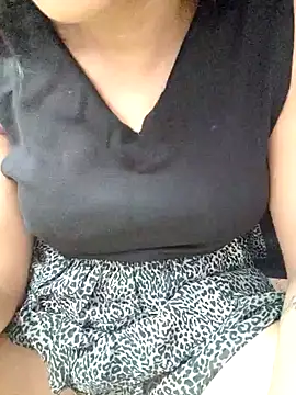 Snapshot of Roshni_98 chatting on 22, 9, 2025 Roshni 98 online show from 22, 9, 2025