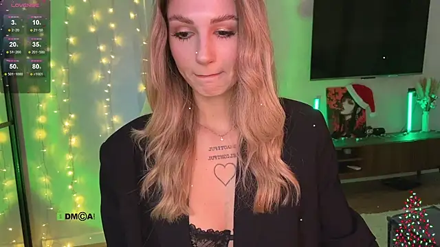 Snapshot of Bun-with-jam chatting on 18, 12, 2025 Bun-with-jam online show from 18, 12, 2025