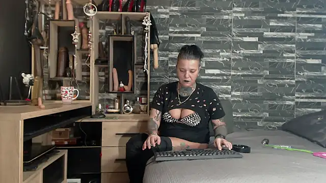 Mistress Miry online show from 23, 12, 2024