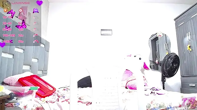 Snapshot of thickebonymilfF chatting on 24, 5, 2026 thickebonymilfF online show from 24, 5, 2026