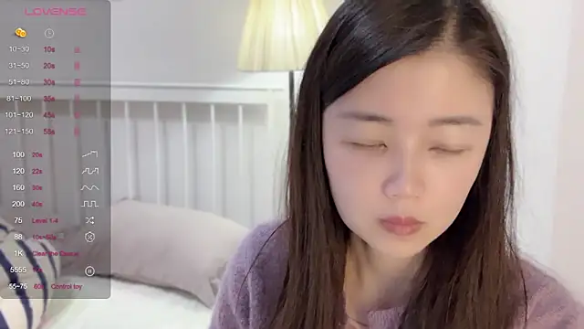 Snapshot of A-xena chatting on 22, 2, 2025 A-xena online show from 22, 2, 2025