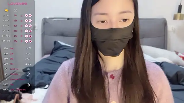 Snapshot of A-xena chatting on 6, 3, 2025 A-xena online show from 6, 3, 2025