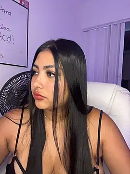 Snapshot of NatashaBrown12 chatting on 29, 10, 2025 NatashaBrown12 online show from 29, 10, 2025