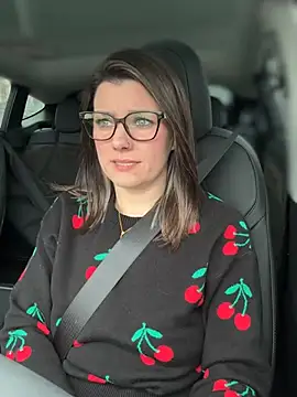 Snapshot of LadyLena1 chatting on 4, 1, 2025 LadyLena1 online show from 4, 1, 2025