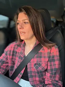 Snapshot of LadyLena1 chatting on 5, 1, 2025 LadyLena1 online show from 5, 1, 2025