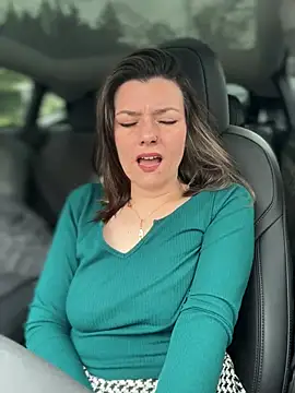 Snapshot of LadyLena1 chatting on 5, 1, 2025 LadyLena1 online show from 5, 1, 2025