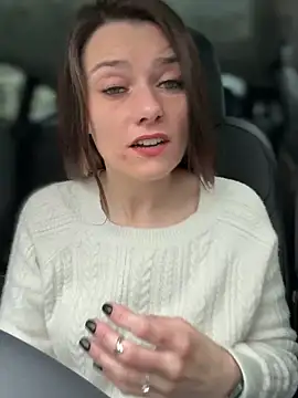 Snapshot of LadyLena1 chatting on 23, 2, 2025 LadyLena1 online show from 23, 2, 2025